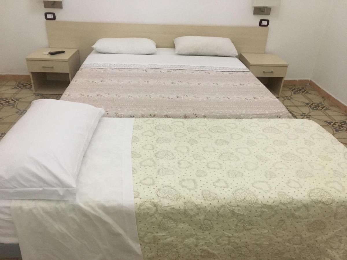 Stelmalu' Hotel Novoli Eksteriør billede