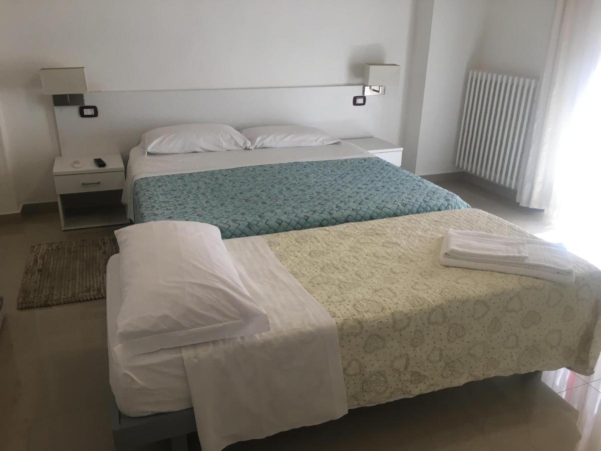 Stelmalu' Hotel Novoli Eksteriør billede